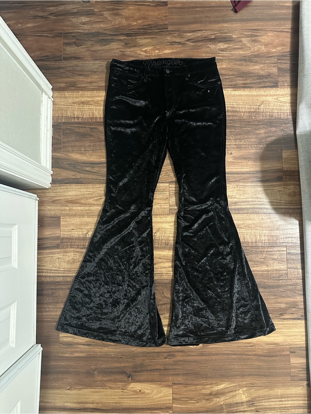 Wrangler RETRO® VELVET HIGH RISE TRUMPET FLARE JEAN